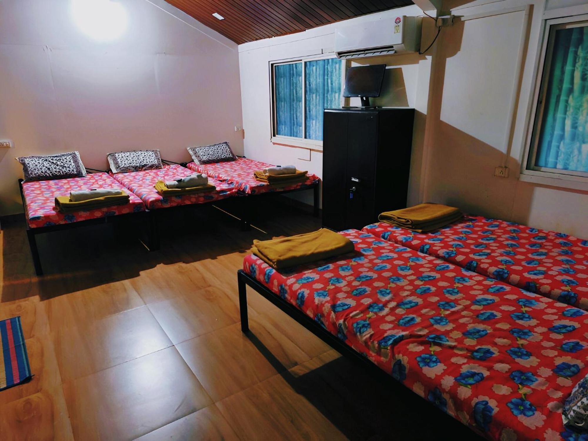 Forrest Homestay Villa Bhor Extérieur photo